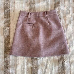 Elegant Pink Wool Skirt
